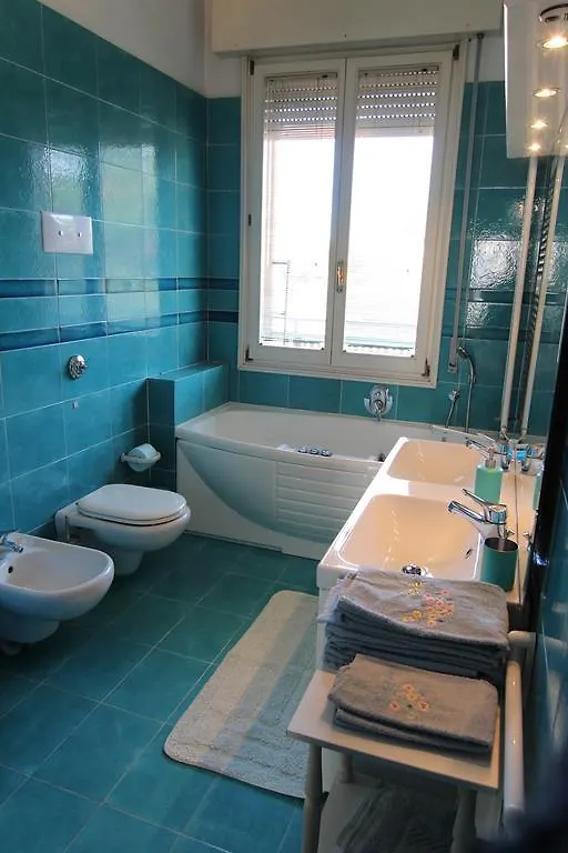 Emilia Residence Bologna 0*,  Italy
